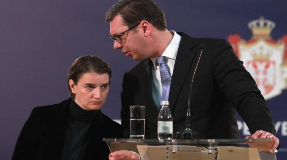 vucic-shukate-flet-brnabic-serbia-s-eshte-nje-rusia-e-vogel-mbeshtesim-ukrainen