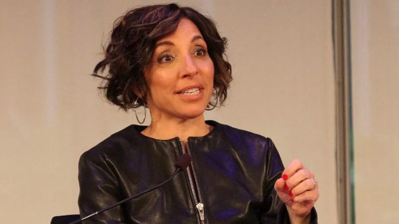 Linda Yaccarino zyrtarisht drejtoresha e re e Twitterit, Elon Musk mbetet kryetar i bordit