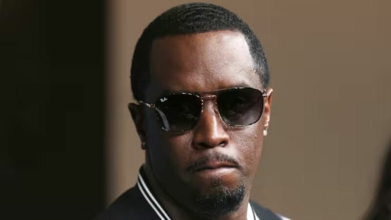 ‘Jetë luksi’ pas hekurave: Diddy me celular, alkool dhe të burgosur që i shërbejnë