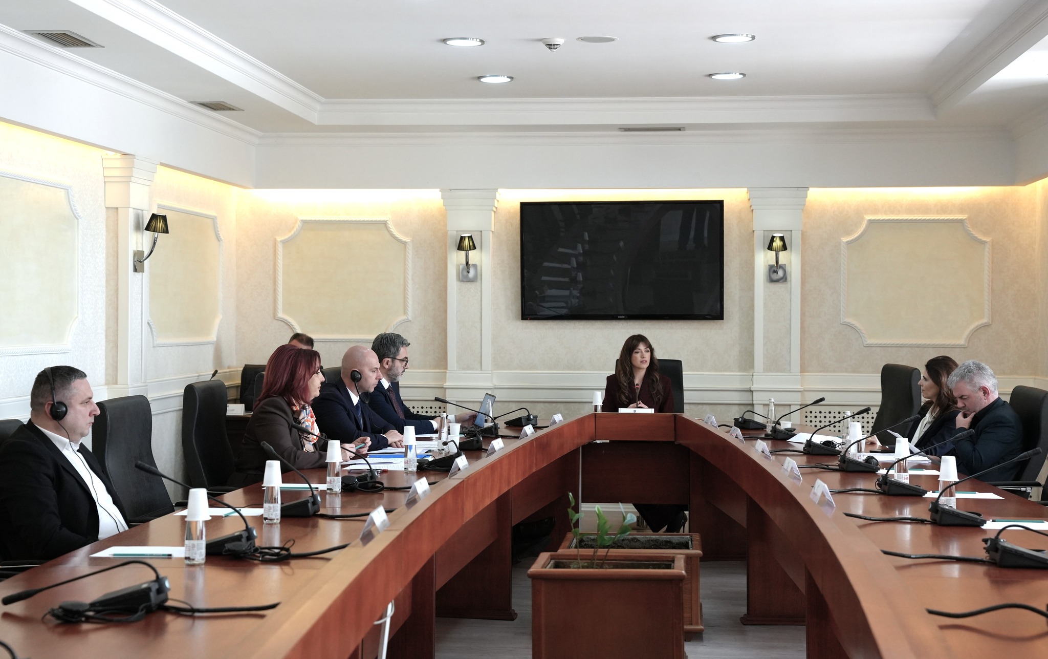 Kryesia e Kuvendit mblidhet sot  në rend dite caktimi i seancës dhe propozimi i kandidatëve për Kushtetuese