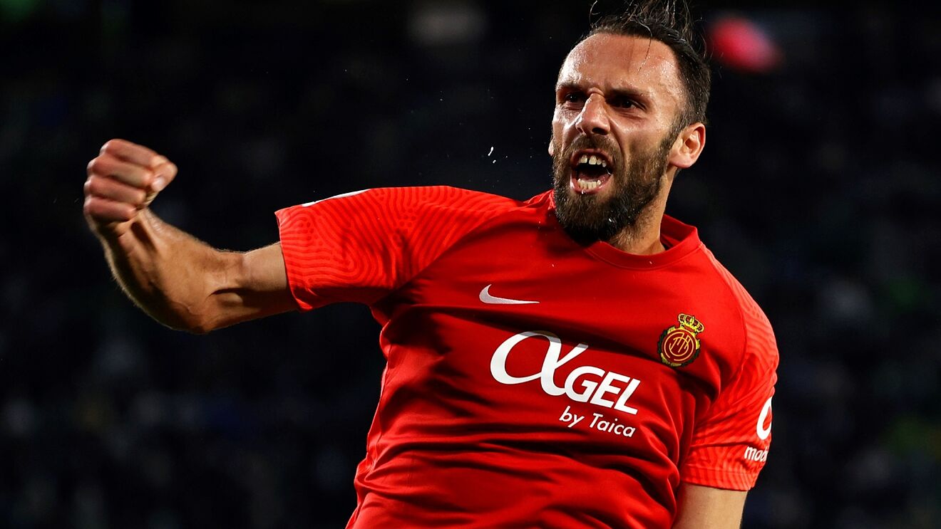 la-liga-shperndan-golat-me-te-bukur-te-muriqit-ne-prag-te-ndeshjes-ndaj-real-madridit