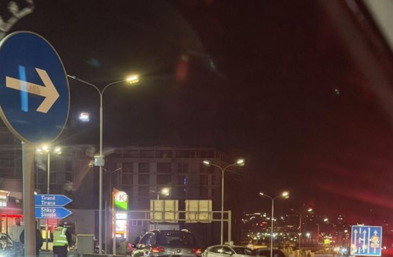 Aksident trafiku te  Rrethi i Ismetit  në Prishtinë  s dihet për të lënduar