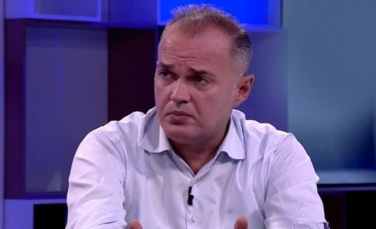 Në Maqedoninë e Veriut po krijohet shqiptari pa gjuhë, pa flamur e pa himn