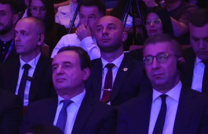 Kurti krah Mickoskit në Shkup për VLEN  u  harrua  edhe himni shqiptar për herë të parë
