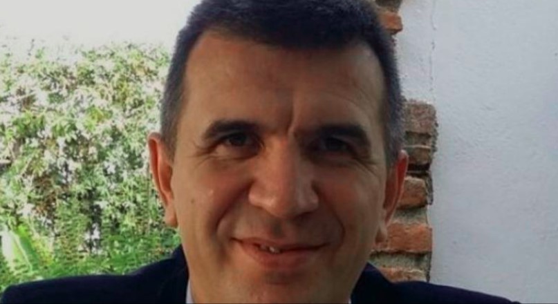 manuali-i-qeverisjes-se-nje-manipulatori-si-albin-kurti