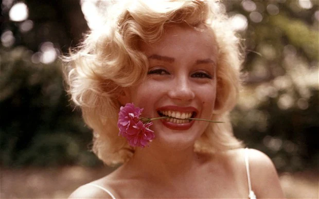 nuk-eshte-vrasje-e-as-vetevrasje-zbulohet-misteri-i-vdekjes-se-marilyn-monroe