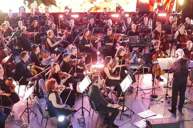 mbahet-ne-shkoder-koncerti-muzika-e-hollywood