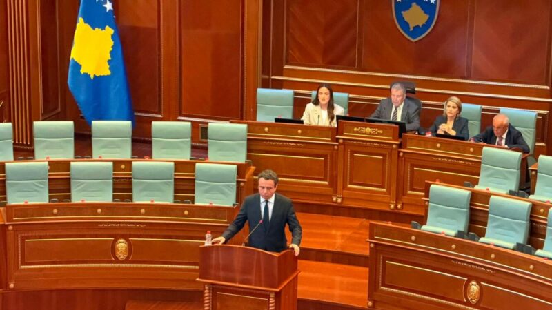 E pritshme – S’konstituohet Kuvendi: Kurti kërkon kohë, Dehari ia bën ‘amin’ dhe ndërpret seancën